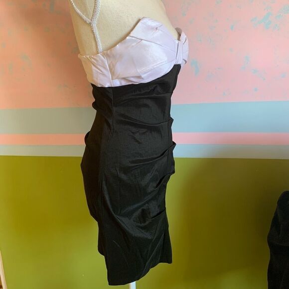 JUMP Apparel B&W Strapless Cocktail Dress Sz 8 NWT - Picture 4 of 7